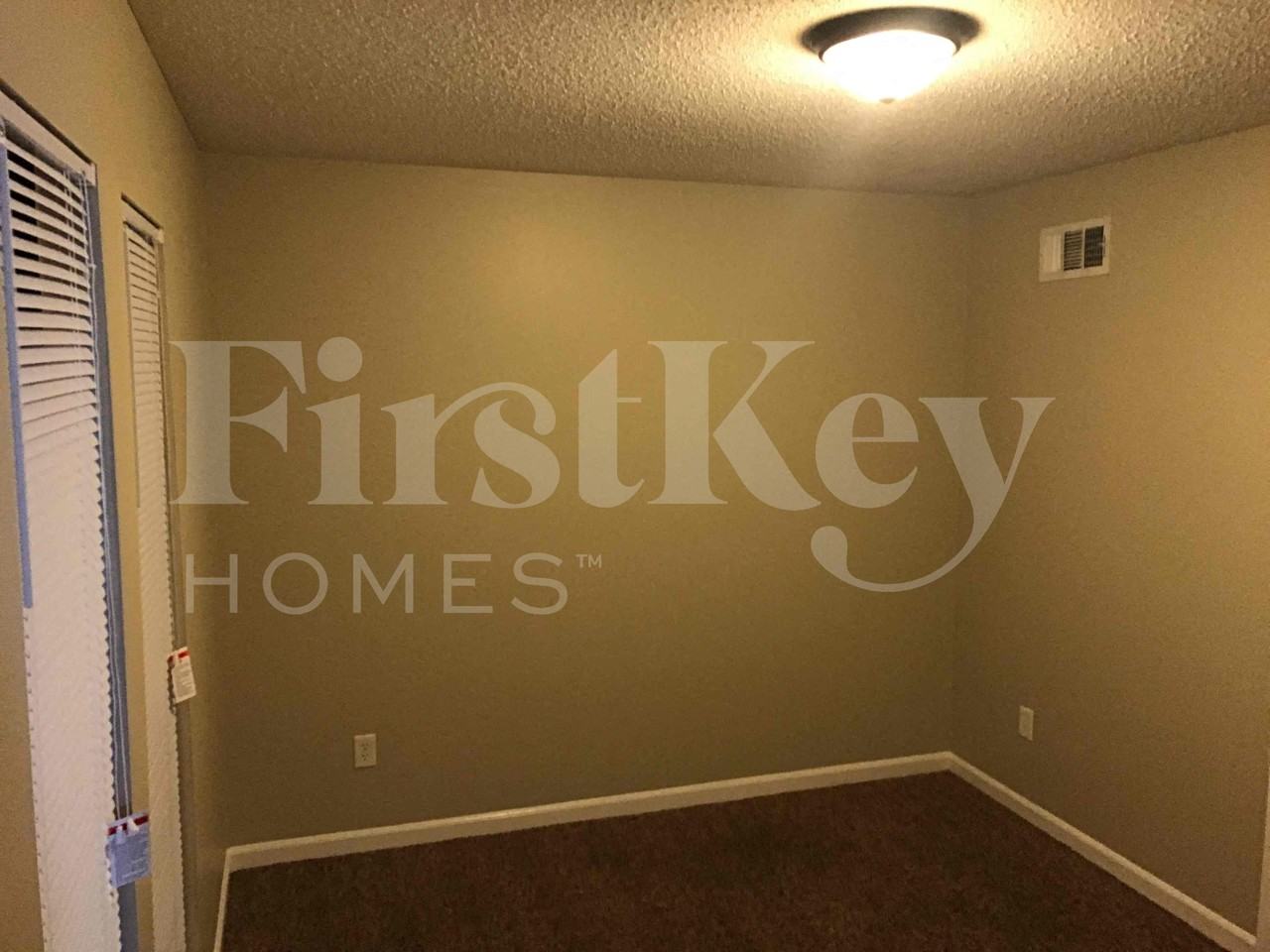 4431 Cedar Park Dr - Photo 4 of 14