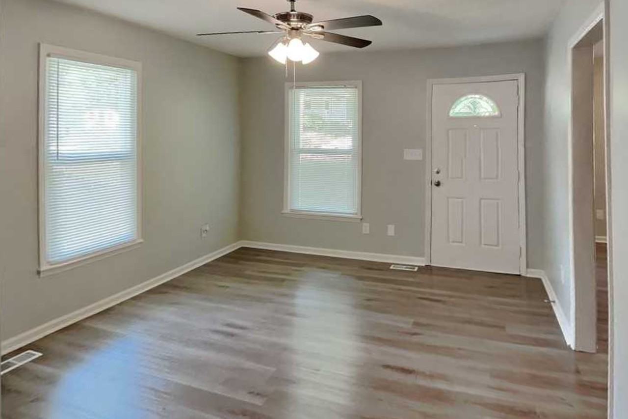 1114 8th St - Photo 4 of 19