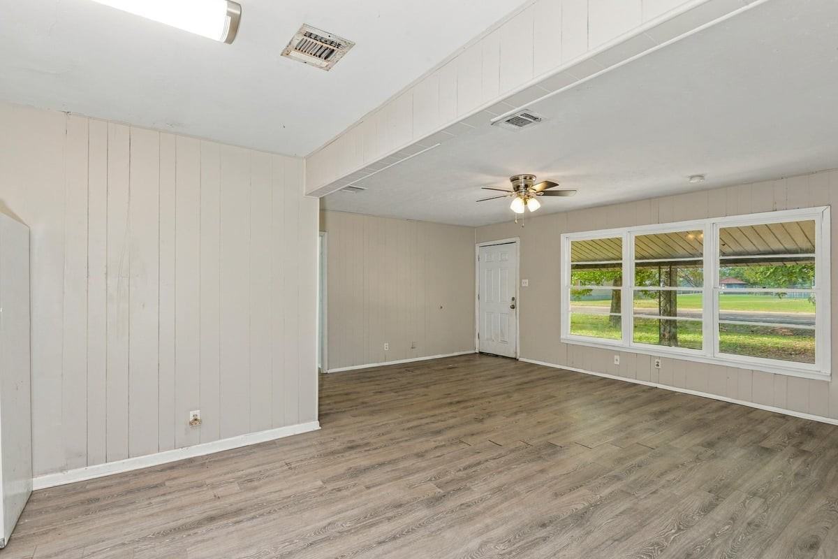 4612 Old Dallas Rd - Photo 5 of 16