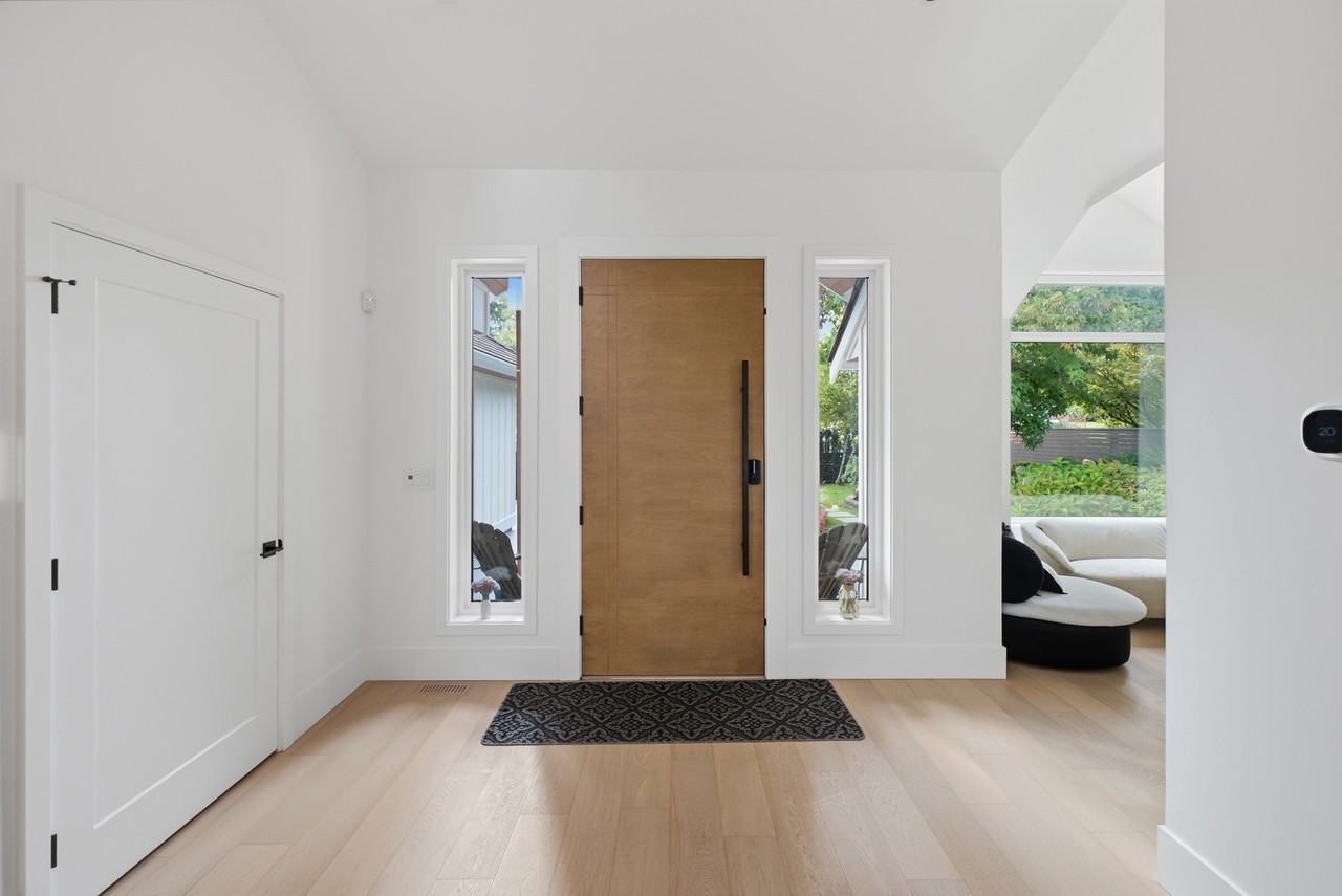 15821 36 Avenue - Photo 7 of 35