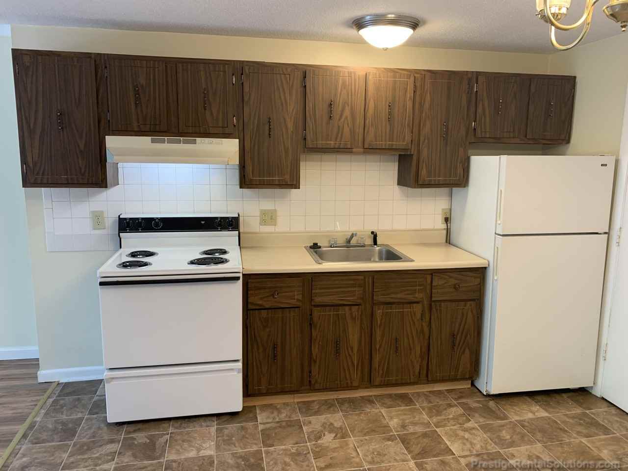 40 Dinan Dr #23 - Photo 3 of 11