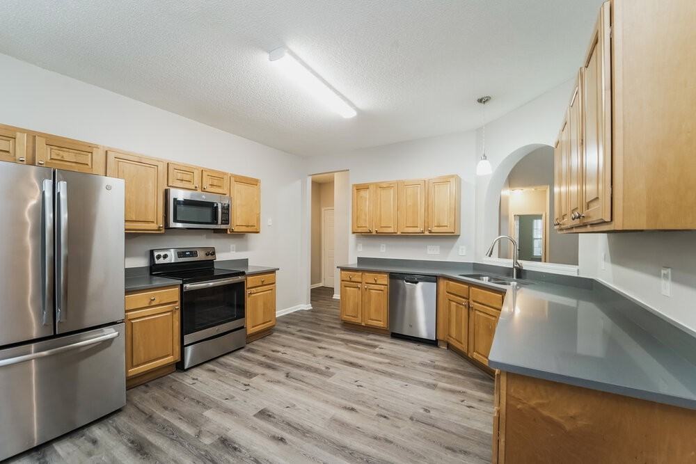 3624 Joel Turner Dr - Photo 7 of 16