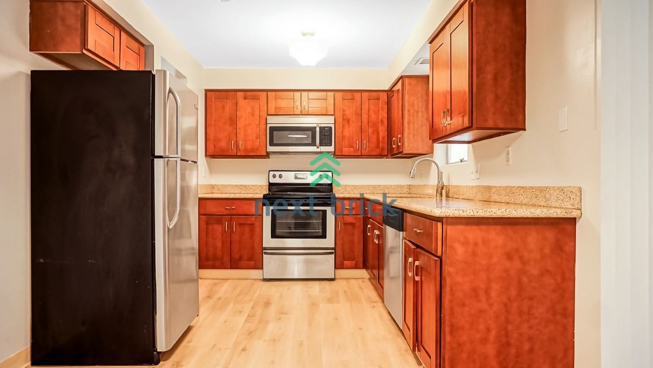 20208 75th Pl W - Photo 3 of 20