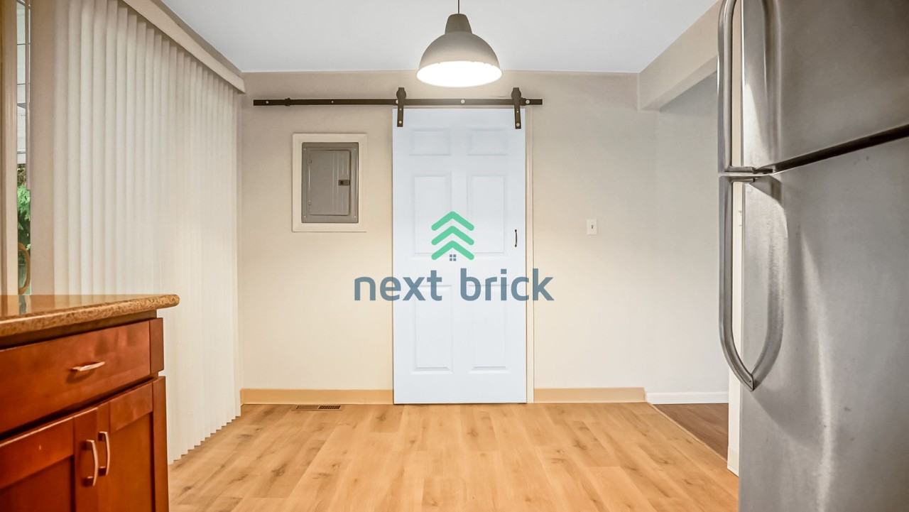 20208 75th Pl W - Photo 4 of 20