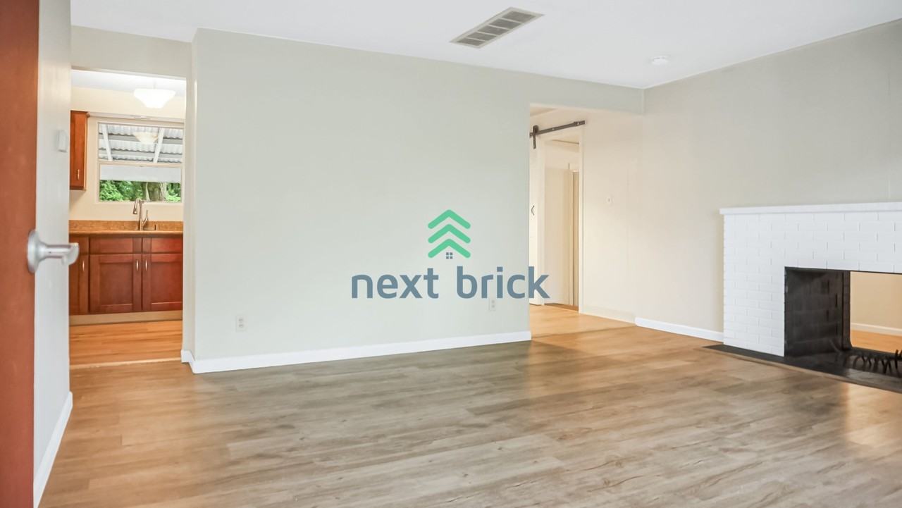 20208 75th Pl W - Photo 5 of 20