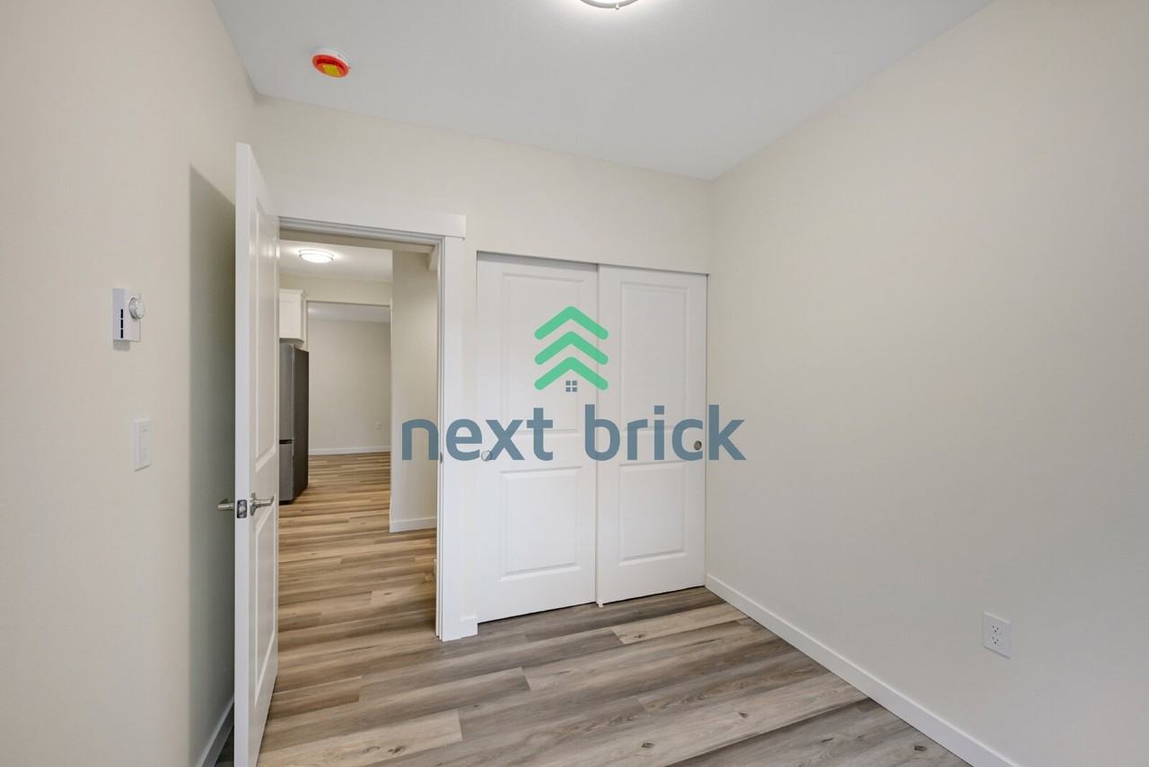 8816 Nesbit Ave N #10 - Photo 7 of 15