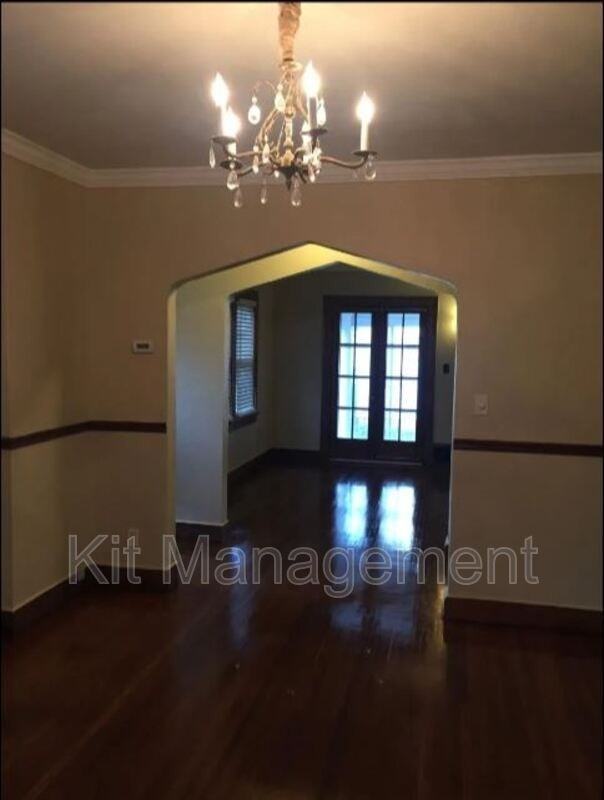 2145 Mellwood Ct - Photo 3 of 11