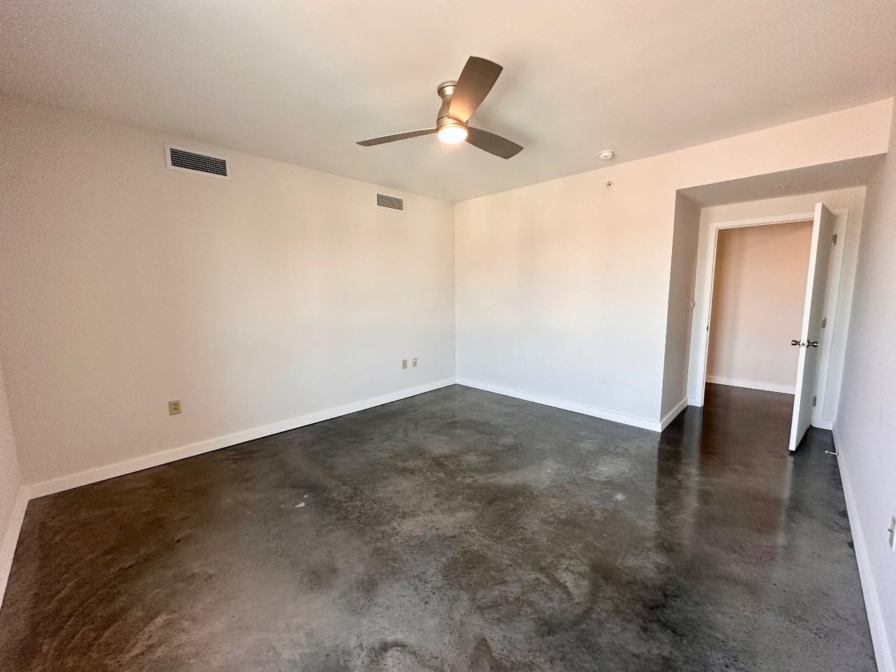 3100 Banks St #210 - Photo 6 of 10