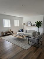 featured image of 11472 Albers St