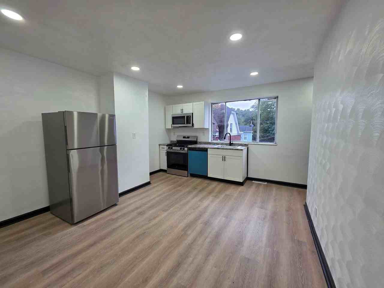 6 Saint Paul St