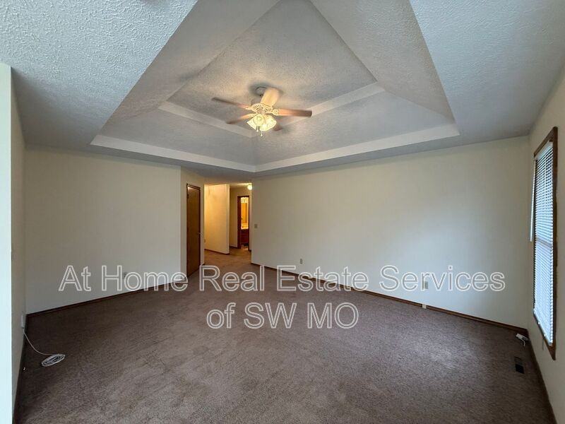 4124 S Franklin Ave - Photo 6 of 12