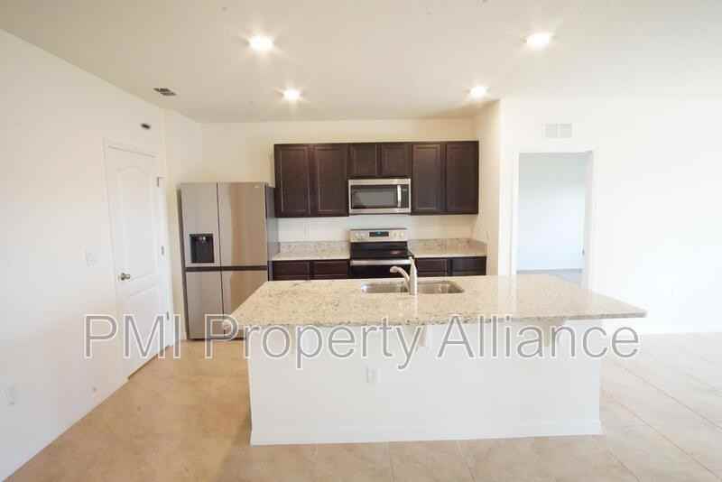 908 Brooklet Dr - Photo 3 of 32