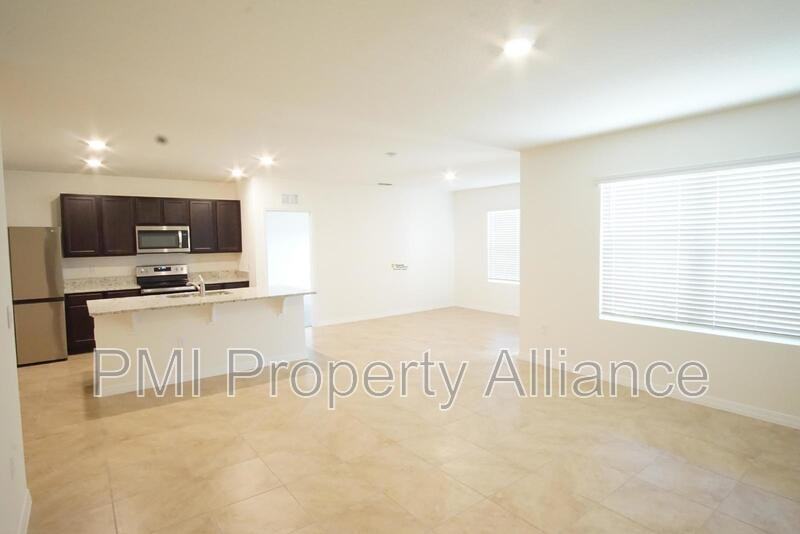 908 Brooklet Dr - Photo 4 of 32