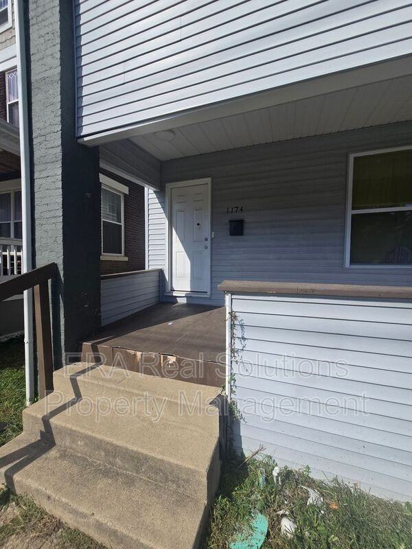1174 E Livingston Ave - Photo 2 of 23