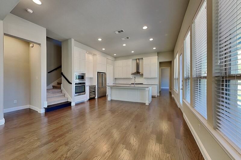 7801 Avondale Dr - Photo 5 of 21