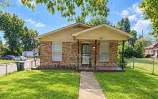 featured image of 1137 S Parkway E