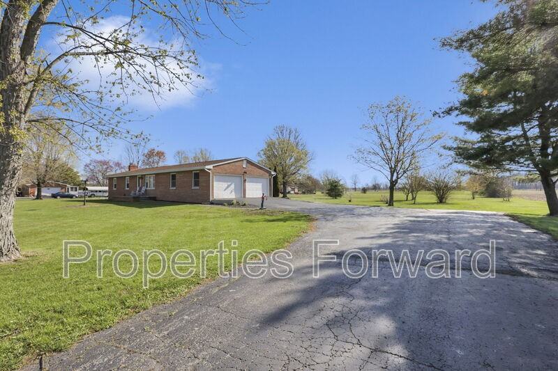 7974 Braun Rd - Photo 3 of 50