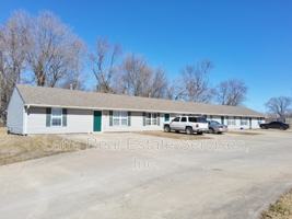 featured image of 410 S Johnson Dr #2