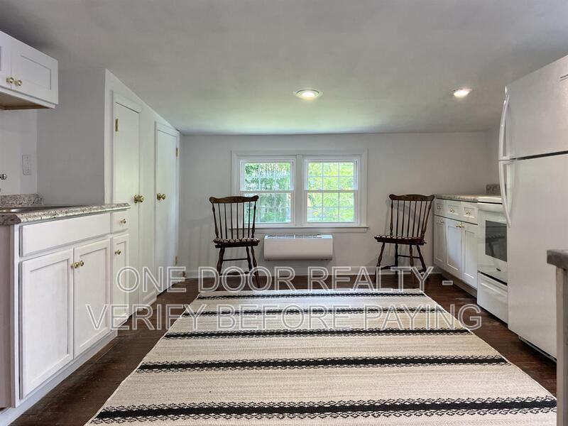224B Virginia Ave - Photo 6 of 13