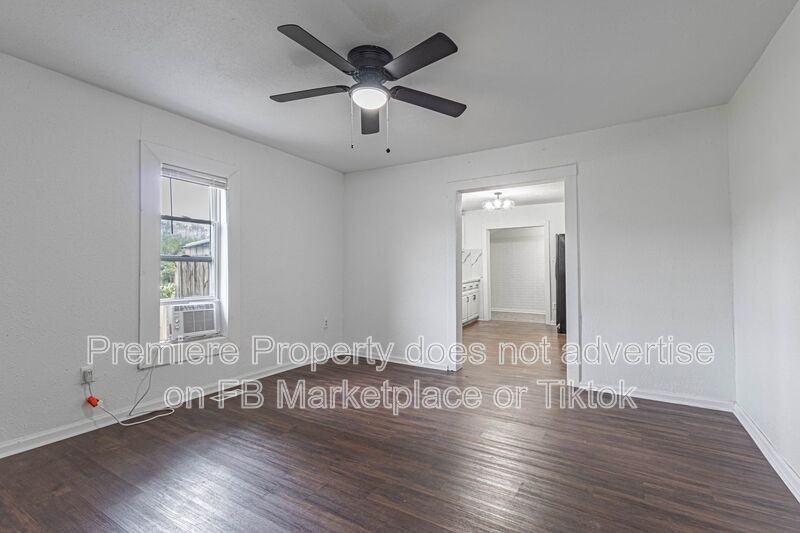 145 E Farmer St - Photo 2 of 12