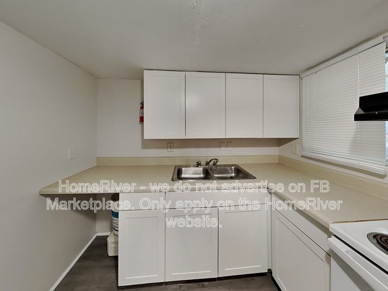 1503 Evergreen Ave - Photo 4 of 16