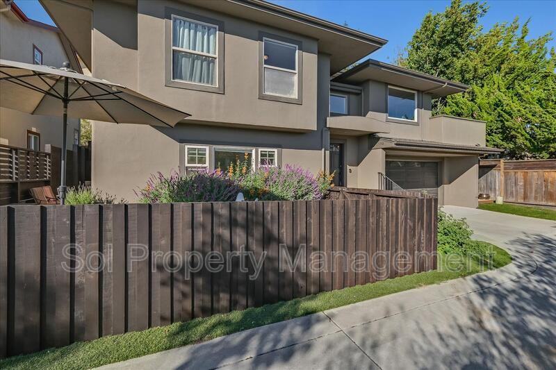 3370 Houts Dr - Photo 3 of 34