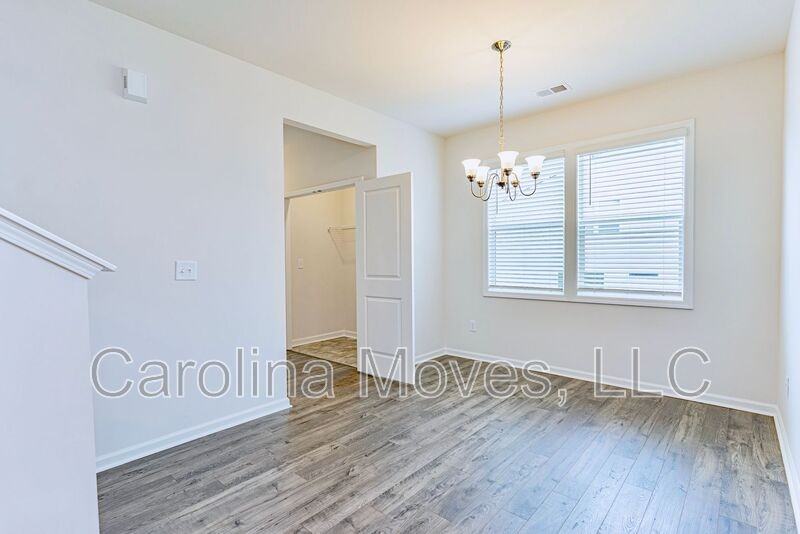 117 Village Main - Photo 6 of 20