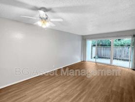 944 Fletcher Ln #3 - Photo 1 of 1