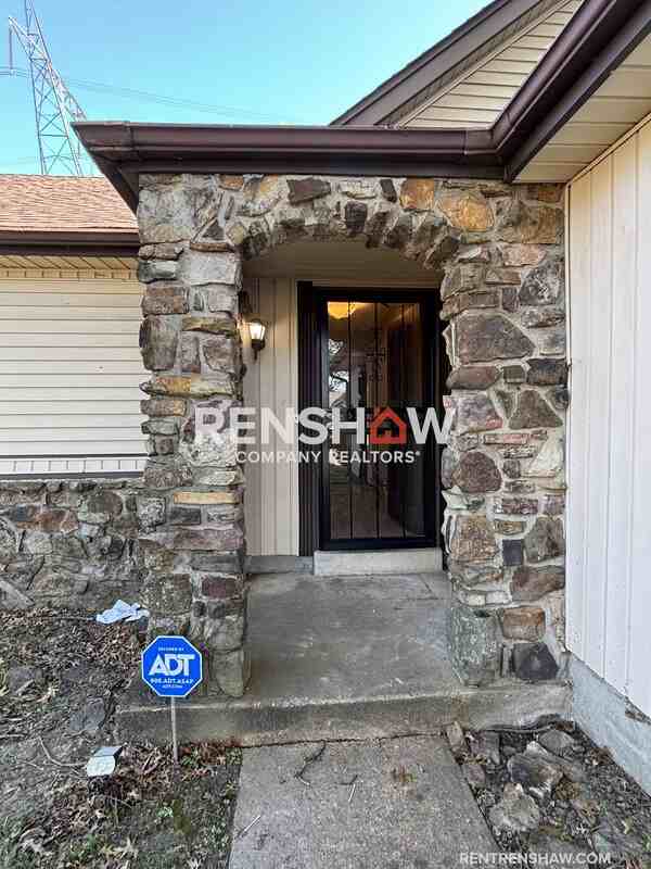 3608 Kirby Terrace Dr - Photo 2 of 24