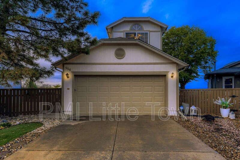 556 Longfellow Ln - Photo 2 of 29