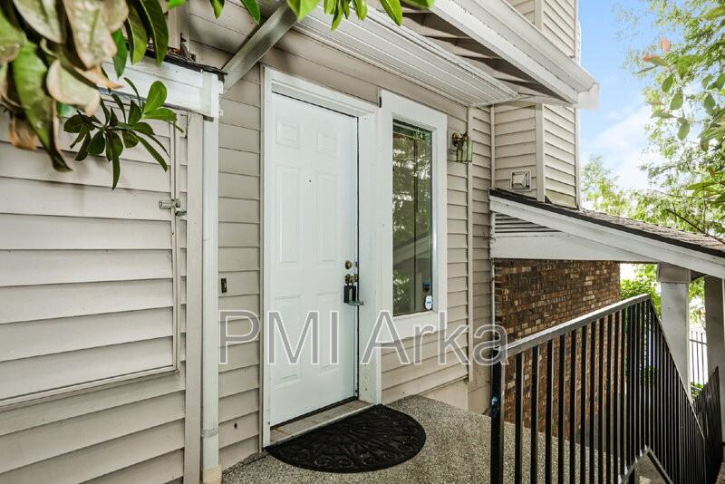 2101 Nw Pacific Elm Dr - Photo 2 of 15
