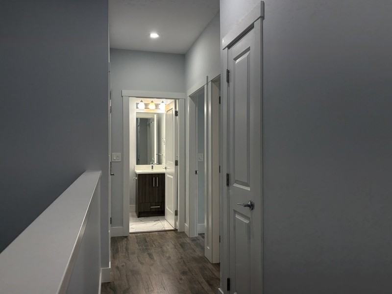 1009 Stockwell Ave #2 - Photo 2 of 33
