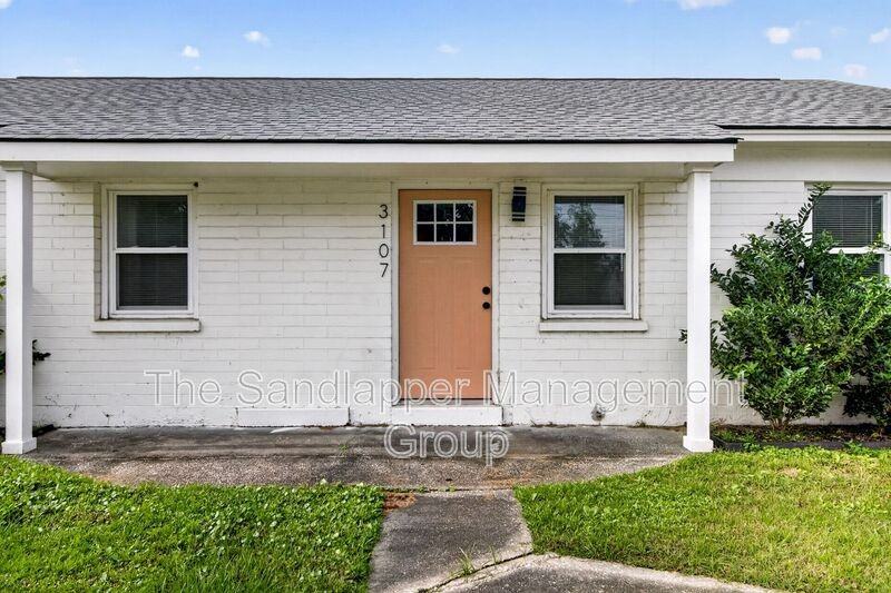 3107 Azalea Dr - Photo 5 of 32