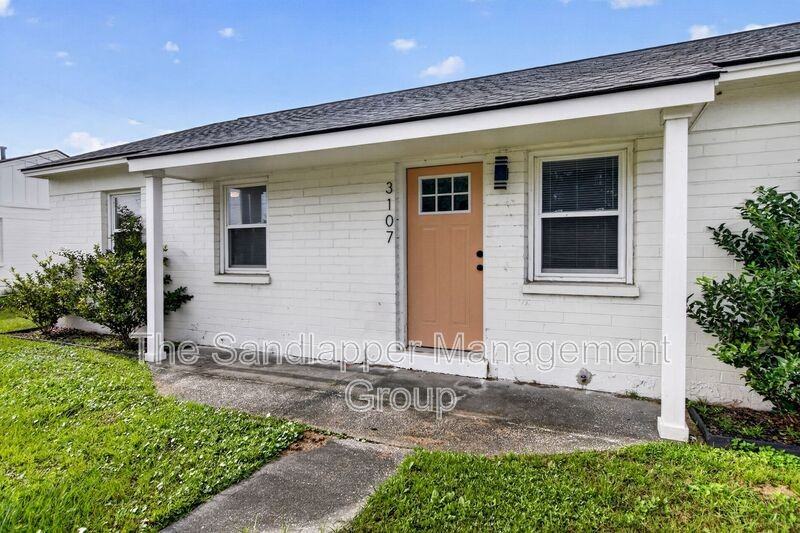 3107 Azalea Dr - Photo 6 of 32