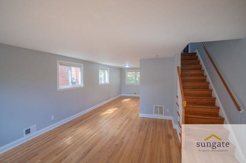 1328 Deanwood Rd - Photo 3 of 39