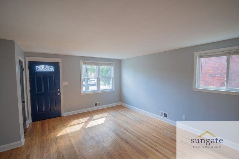 1328 Deanwood Rd - Photo 5 of 39