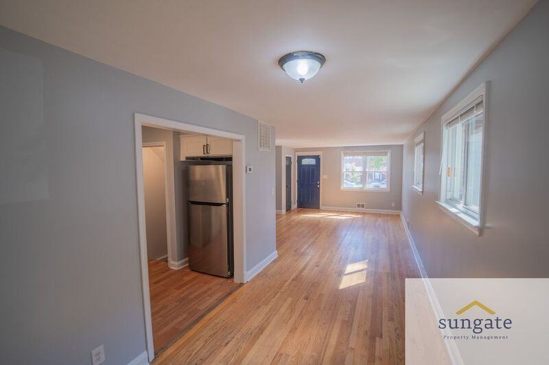 1328 Deanwood Rd - Photo 6 of 39