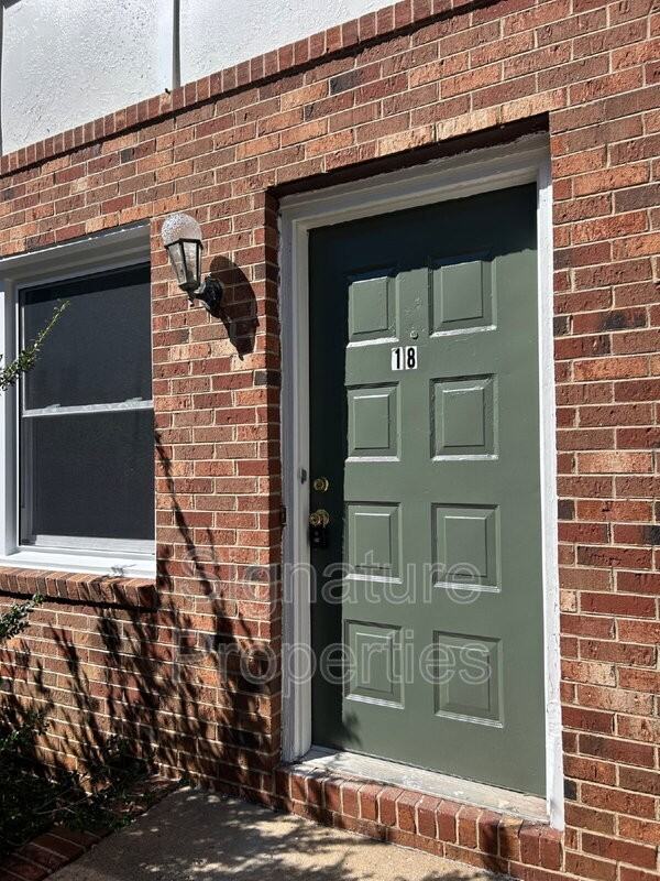 1055 Rives Rd #18 - Photo 2 of 15