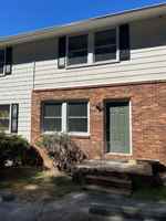 featured image of 1055 Rives Rd #3