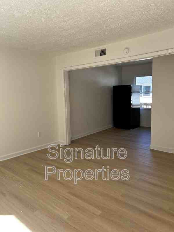 1055 Rives Rd #3 - Photo 3 of 15