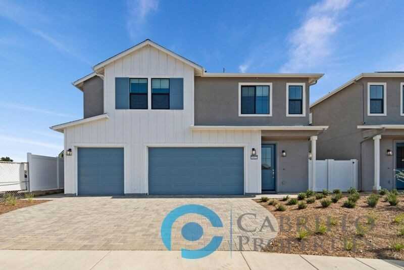 1654 Neptune Ave - Photo 2 of 50