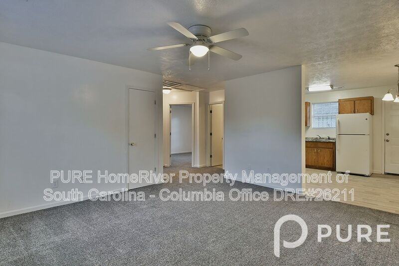 705 Kings Rd - Photo 6 of 25