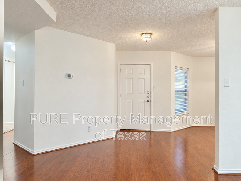 1614 Paper Moon Dr - Photo 2 of 37