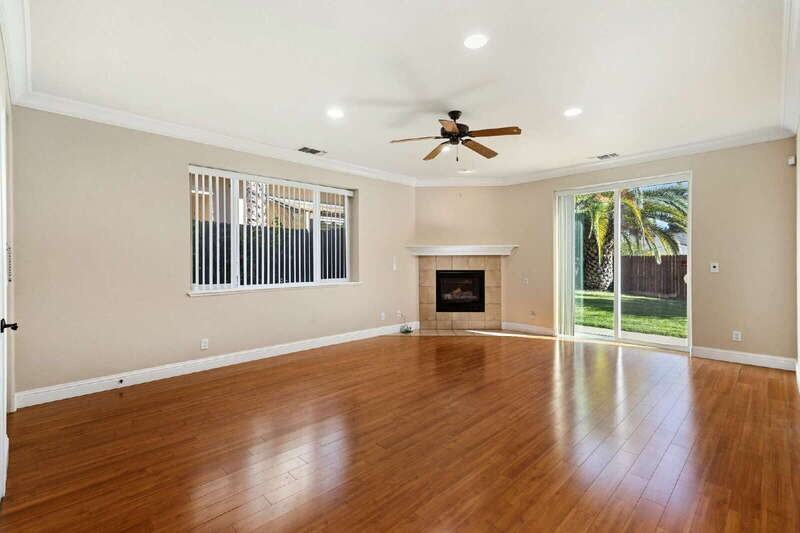 4994 Mariah Pl - Photo 4 of 24