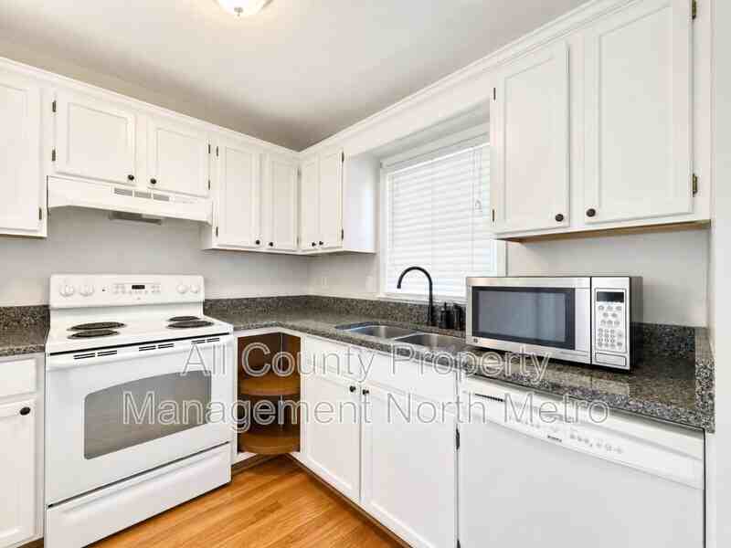 147 Holcomb Ferry Rd - Photo 5 of 15