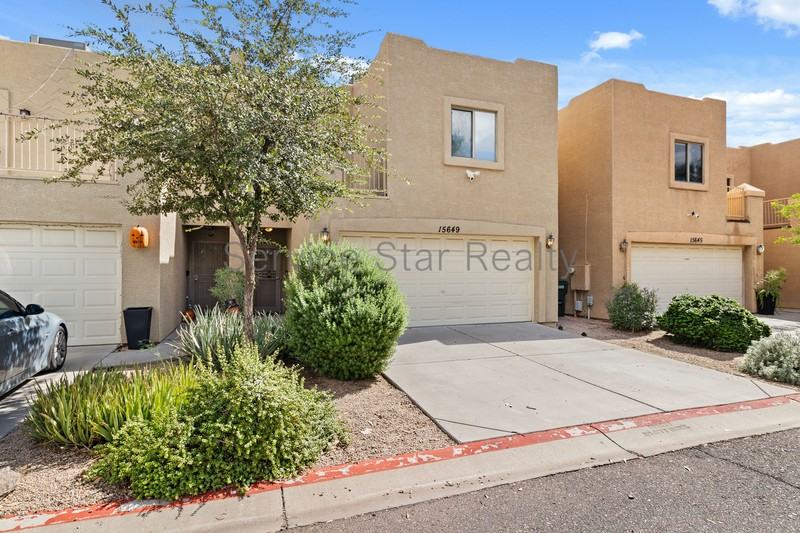 15649 N 29th Pl - Photo 2 of 23