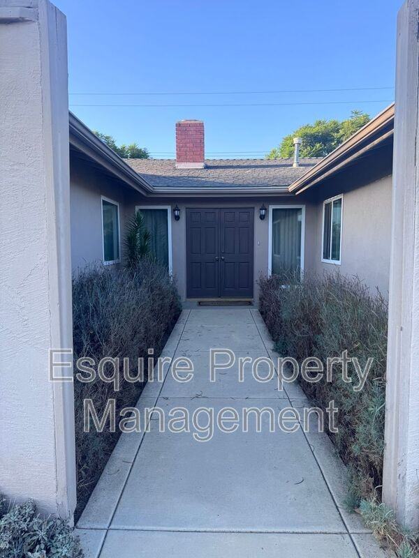 7233 Bristol Rd - Photo 2 of 7