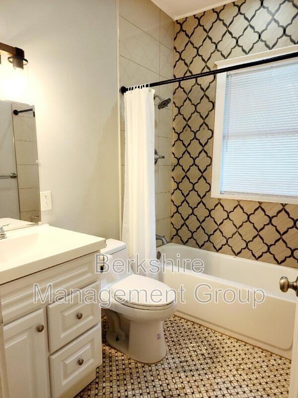 826 S New York Ave - Photo 5 of 14