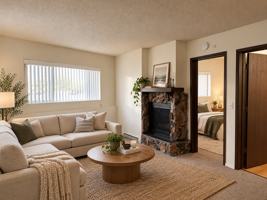 featured image of 907 W 27th Ave #5