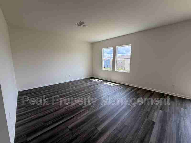 3533 Fellowship Rd - Photo 5 of 40